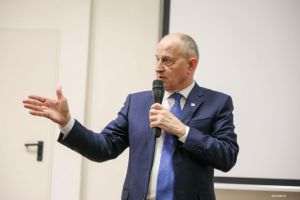 Mircea Geoană: „Retragerea parţială a trupelor americane nu e o surpriză, ci o reaşezare strategică”